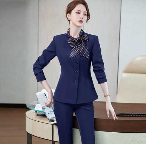 酒店前台秋冬工作服推荐